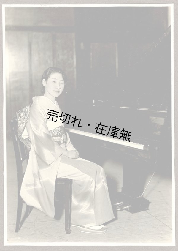 画像1: 東京音楽学校生徒「M.T嬢」旧蔵写真約120枚 ■ 戦前
