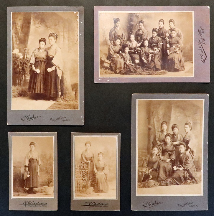 画像1: 台紙付写真「（仮題）袴姿の女学生」五枚 ■ 撮影：和田（新潟西堀）　明治末頃